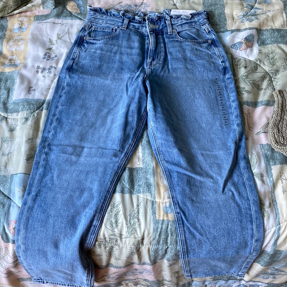 American eagle mom jeans